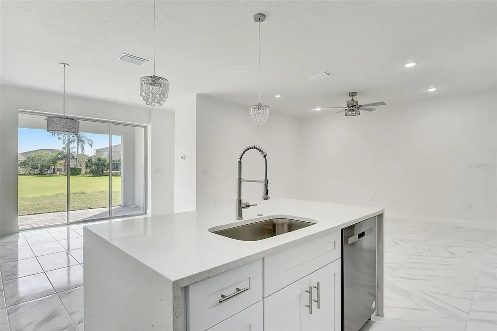 3889 Walker Road Apopka FL 32703