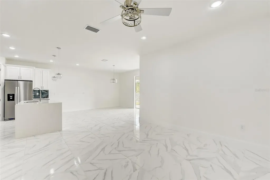 3889 Walker Road Apopka FL 32703