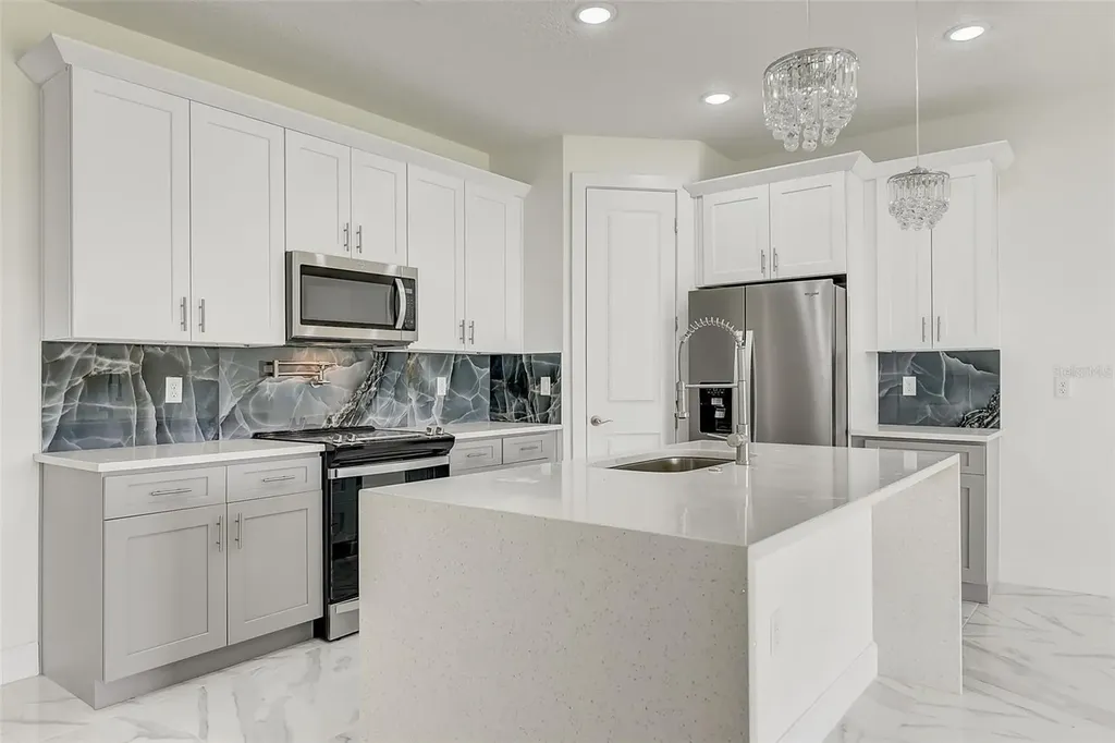 3889 Walker Road Apopka FL 32703