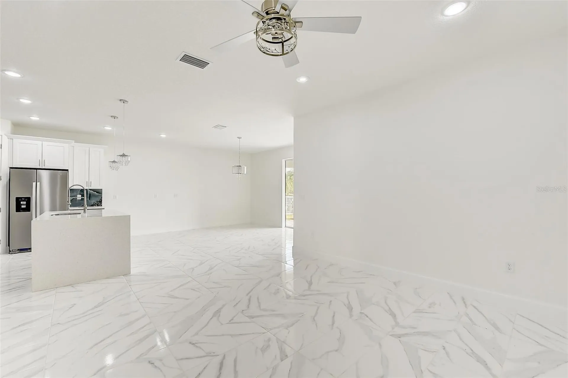3889 Walker Road Apopka FL 32703