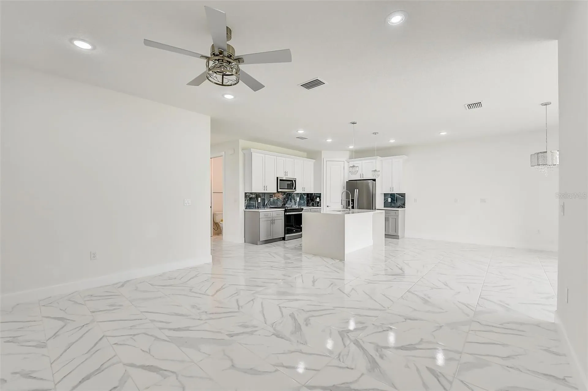3889 Walker Road Apopka FL 32703