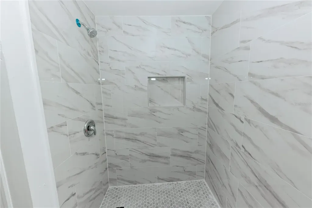 2240 10th Street S St Petersburg FL 33705