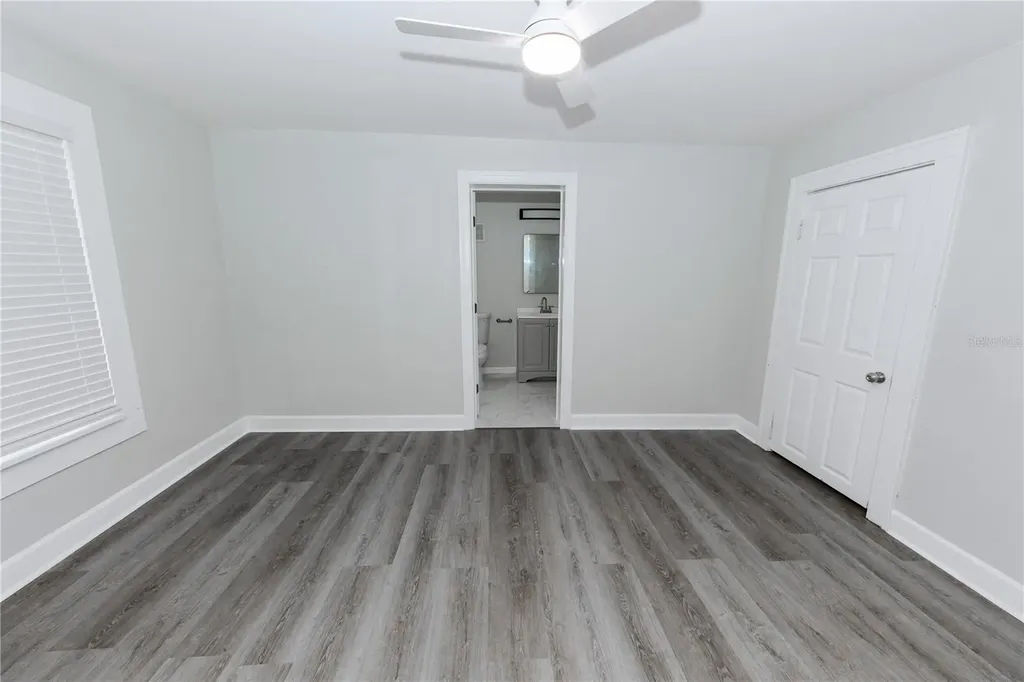 2240 10th Street S St Petersburg FL 33705