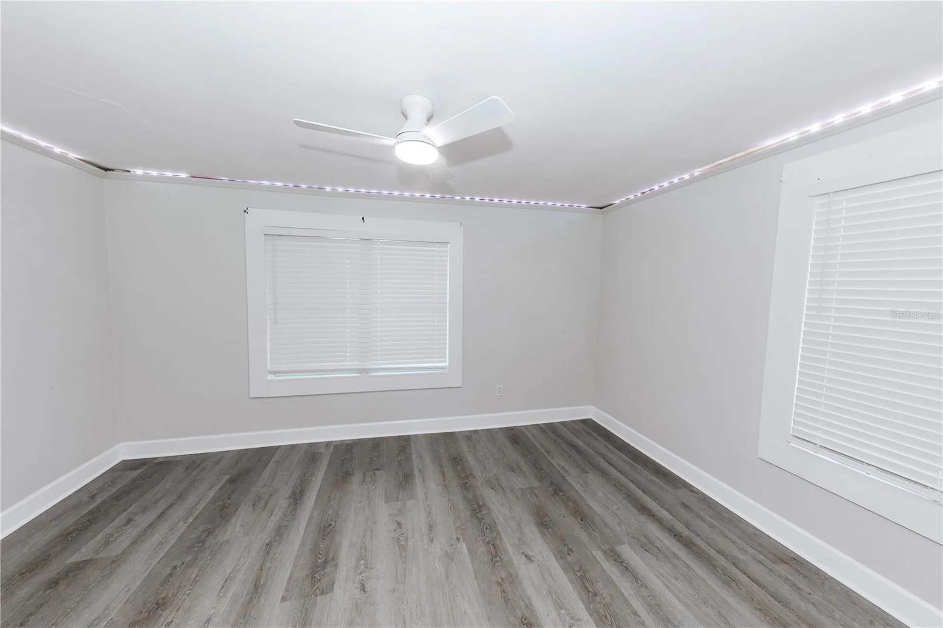 2240 10th Street S St Petersburg FL 33705