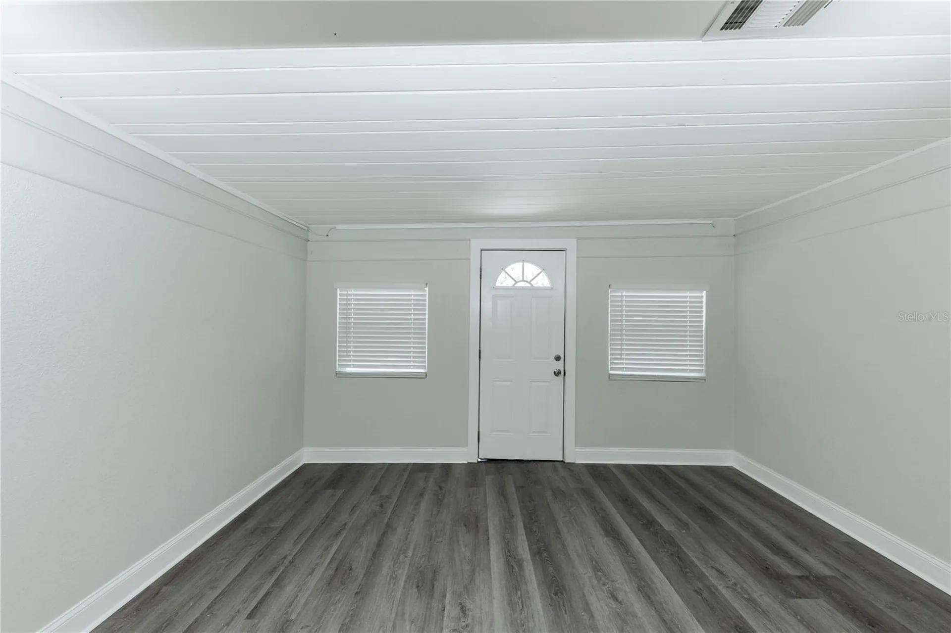 2240 10th Street S St Petersburg FL 33705