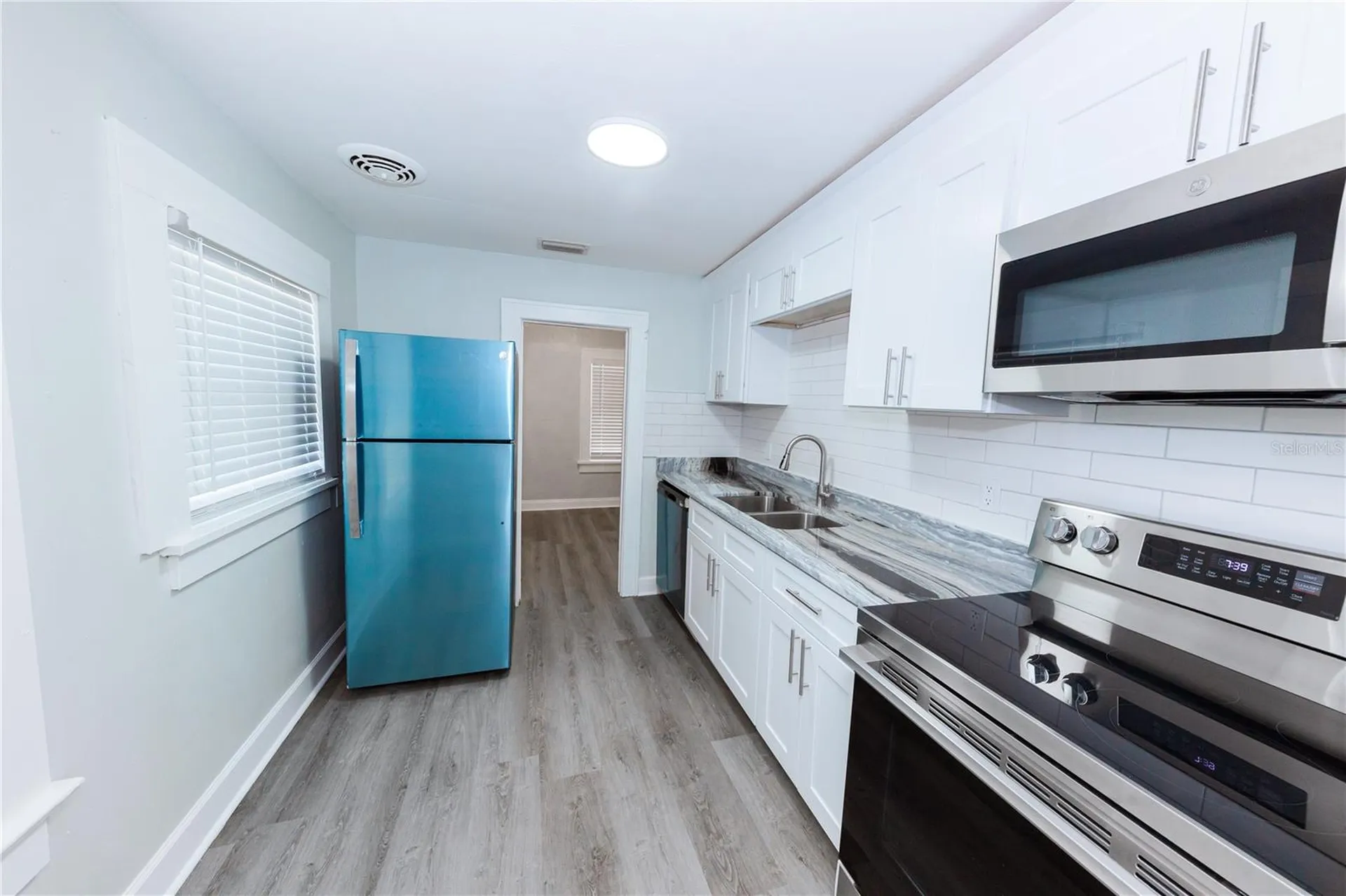 2240 10th Street S St Petersburg FL 33705