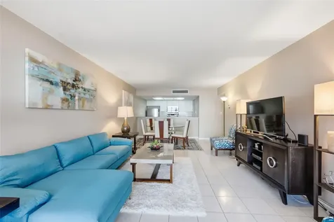 450 S Gulfview Boulevard Clearwater Beach FL 33767