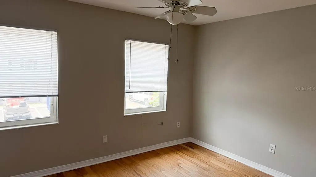 6919 Place De La Paix St Petersburg FL 33707