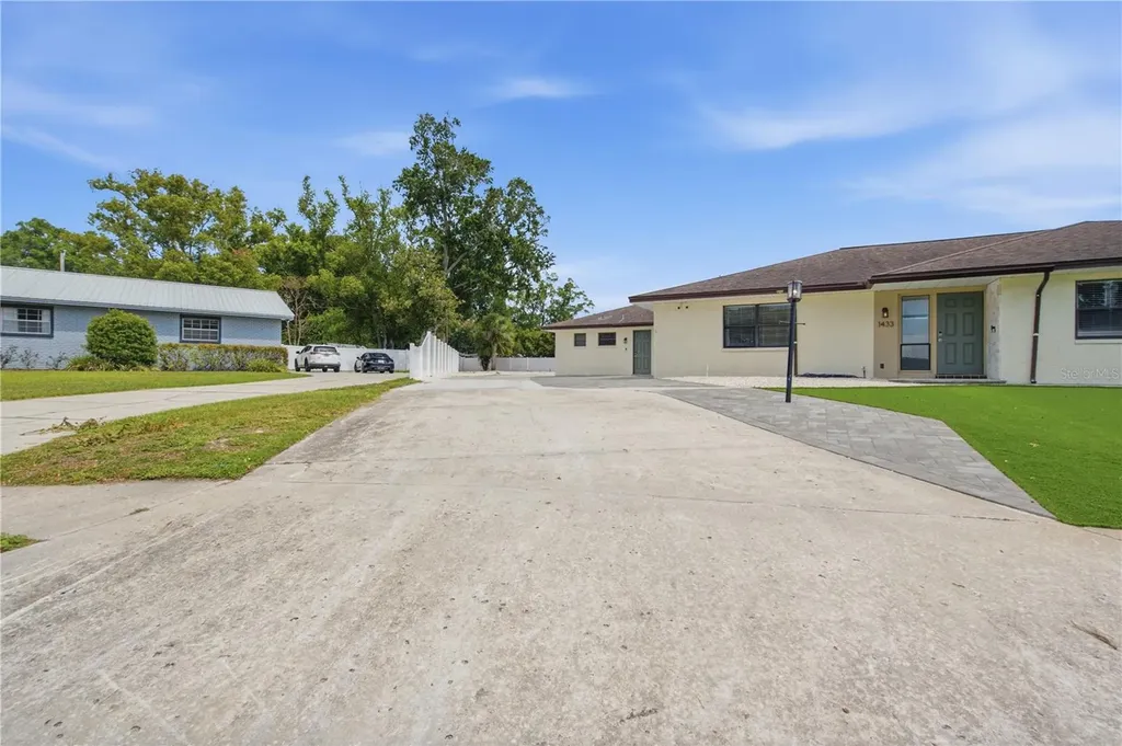 1433 Ellison Lane Lakeland FL 33801
