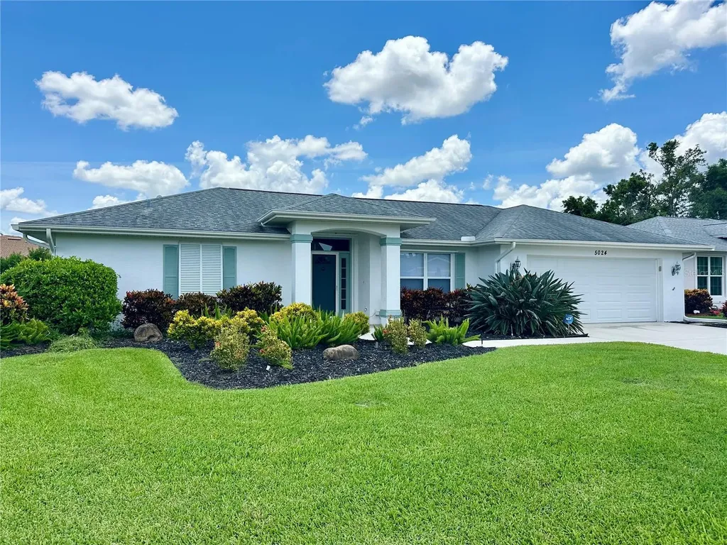 5024 Southern Pine Circle Venice FL 34293