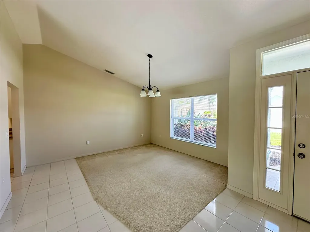 5024 Southern Pine Circle Venice FL 34293
