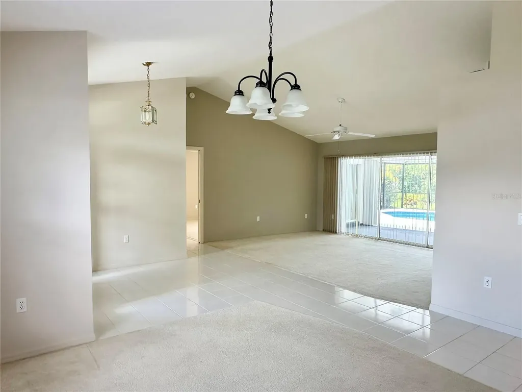 5024 Southern Pine Circle Venice FL 34293
