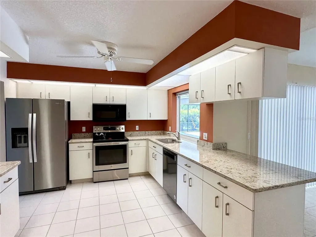 5024 Southern Pine Circle Venice FL 34293