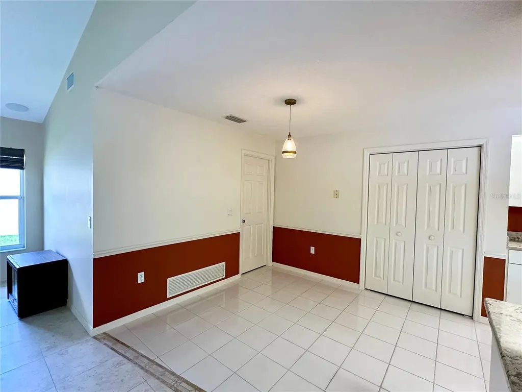 5024 Southern Pine Circle Venice FL 34293
