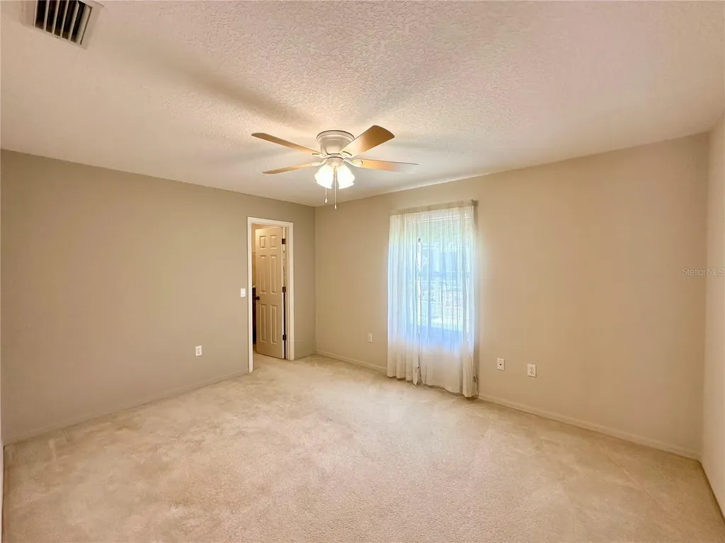 5024 Southern Pine Circle Venice FL 34293
