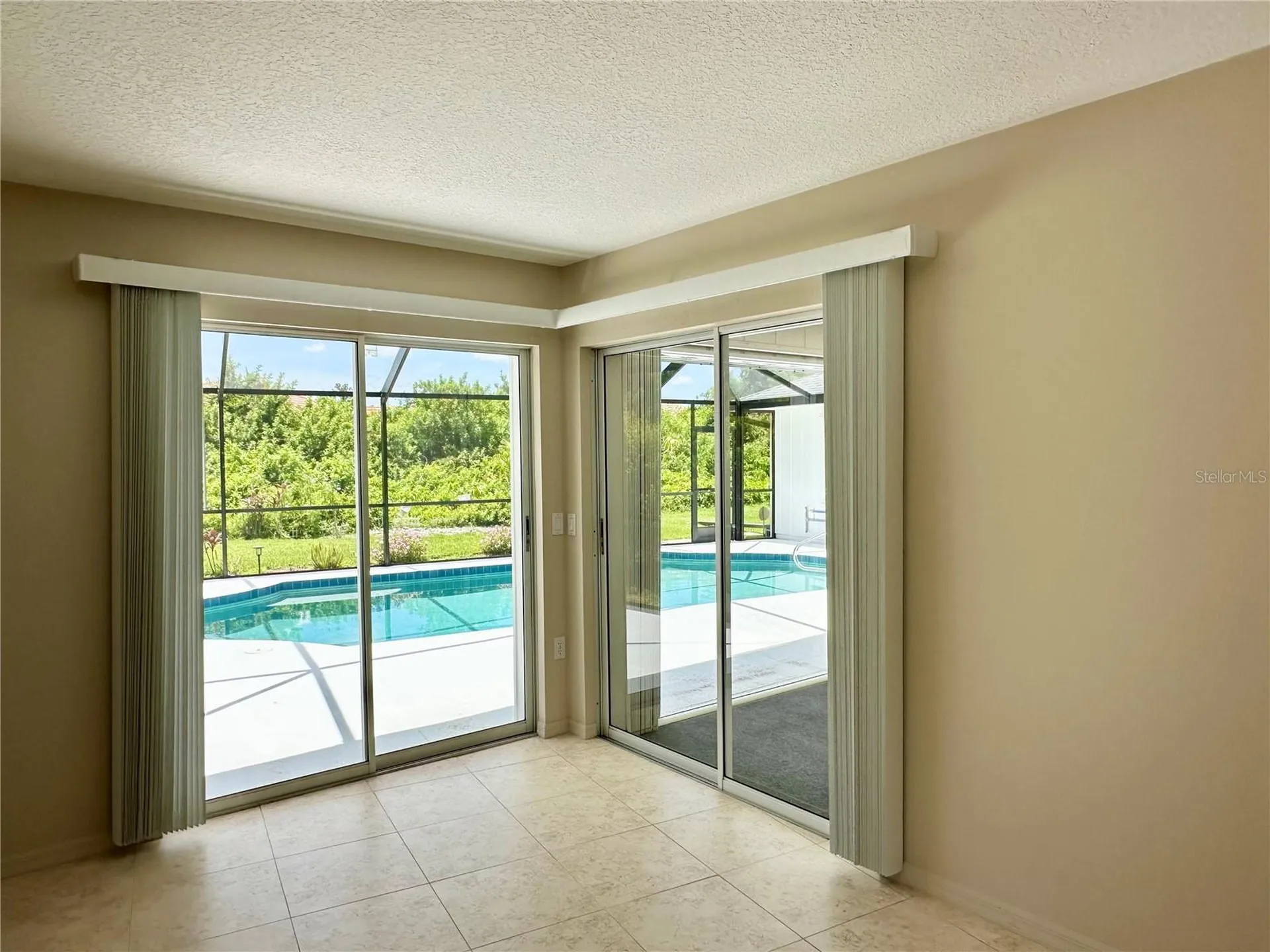 5024 Southern Pine Circle Venice FL 34293