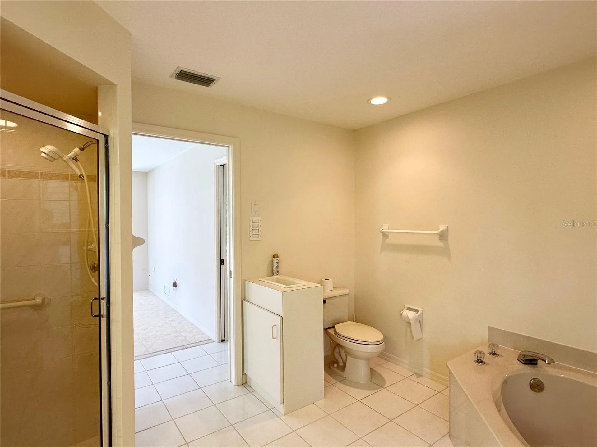 5024 Southern Pine Circle Venice FL 34293