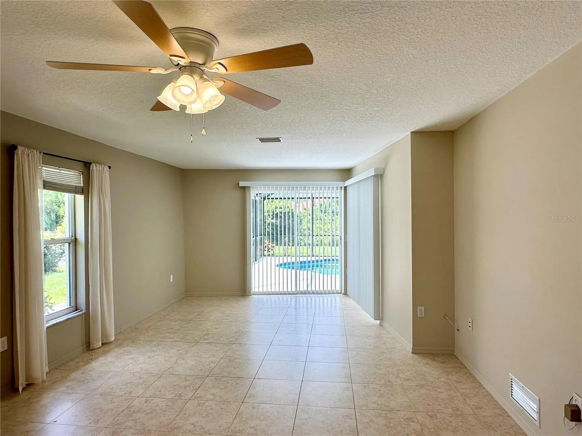 5024 Southern Pine Circle Venice FL 34293