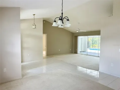 5024 Southern Pine Circle Venice FL 34293