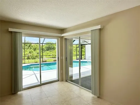 5024 Southern Pine Circle Venice FL 34293