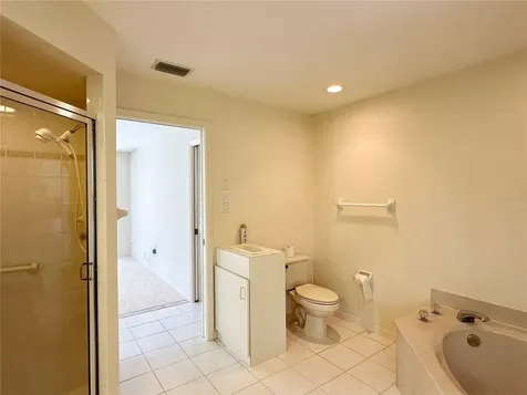5024 Southern Pine Circle Venice FL 34293