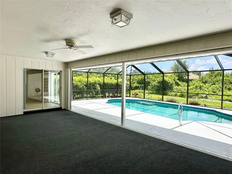 5024 Southern Pine Circle Venice FL 34293