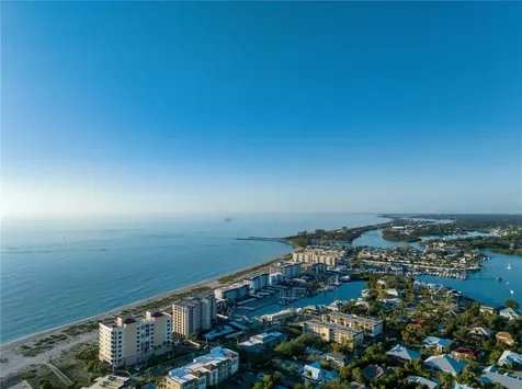 5024 Southern Pine Circle Venice FL 34293