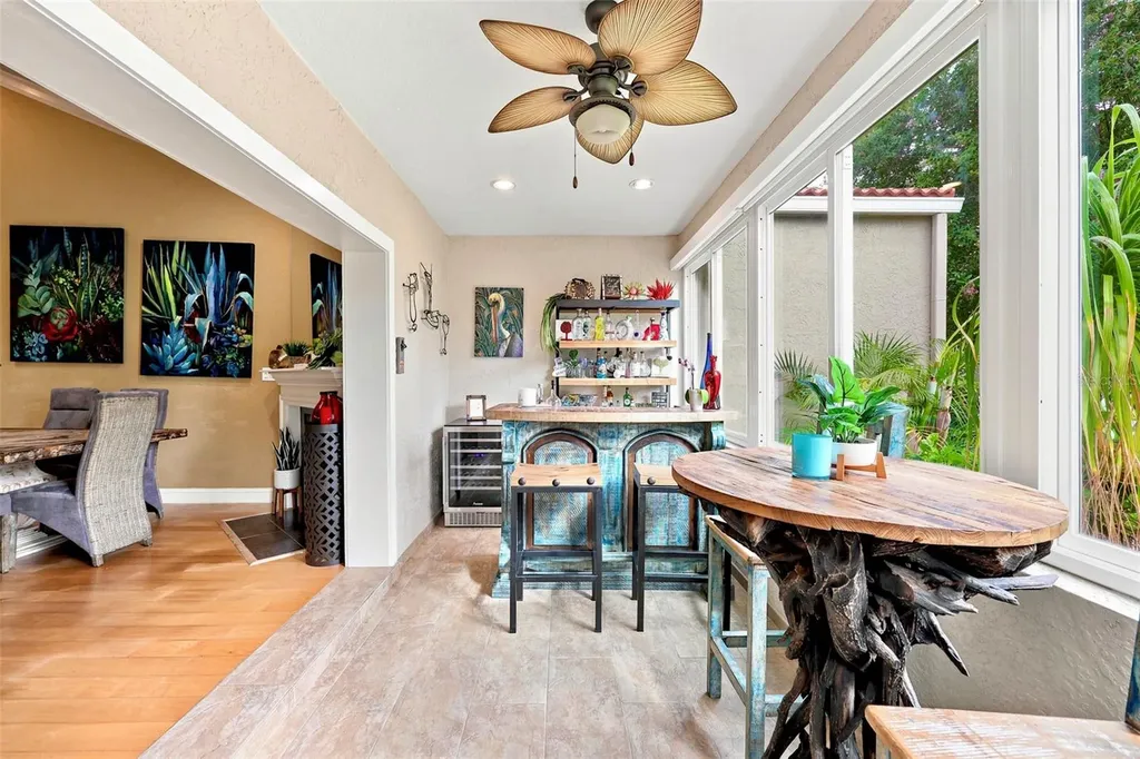 673 Segovia Court NE St Petersburg FL 33703
