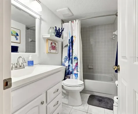 673 Segovia Court NE St Petersburg FL 33703