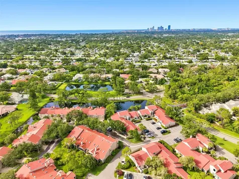 673 Segovia Court NE St Petersburg FL 33703
