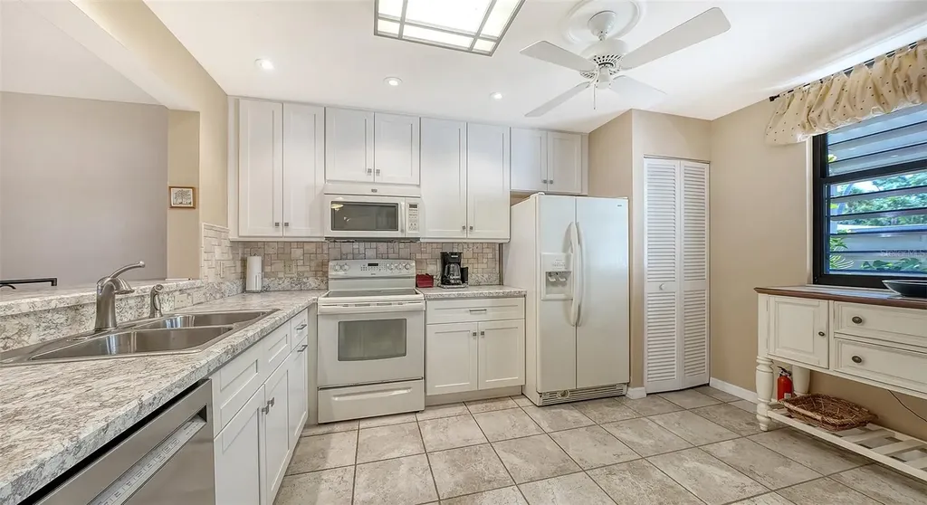 301 Timberlake Drive Bradenton FL 34210