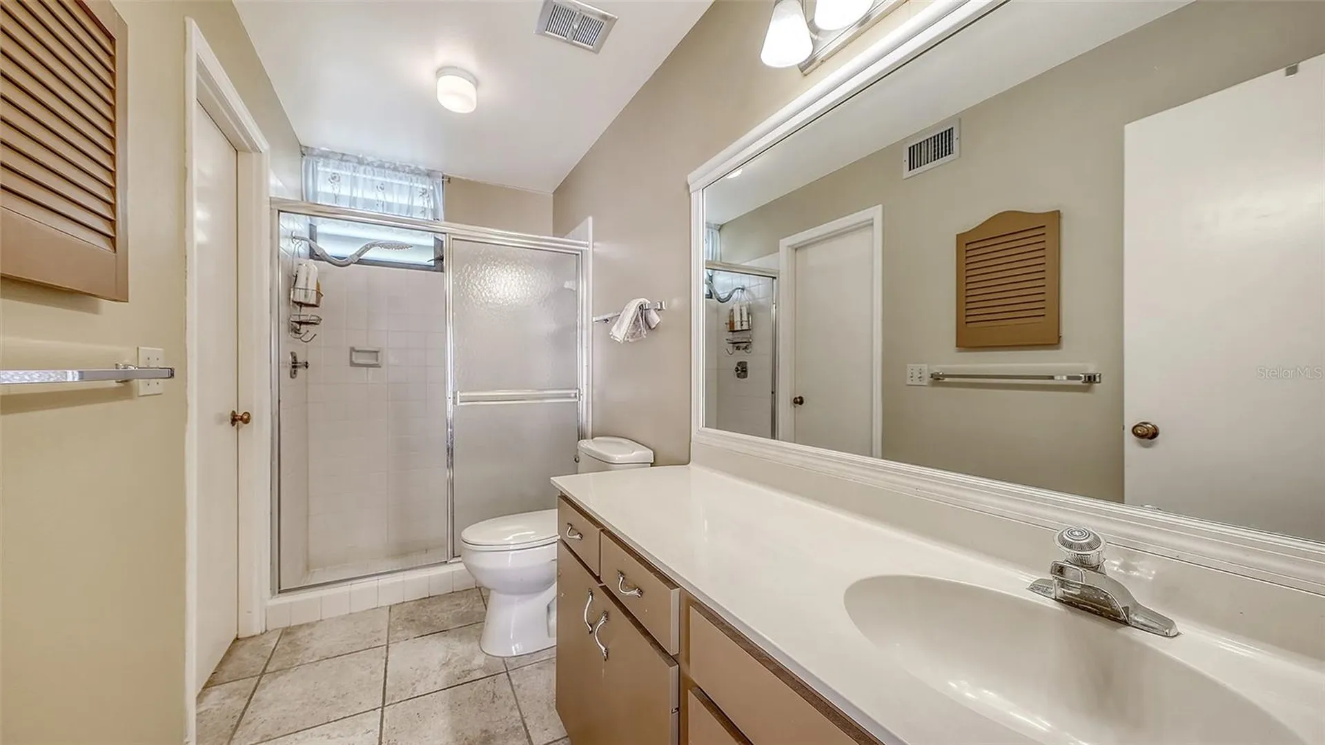 301 Timberlake Drive Bradenton FL 34210