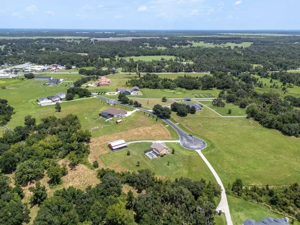 8703 Alafia Hills Drive Plant City FL 33567