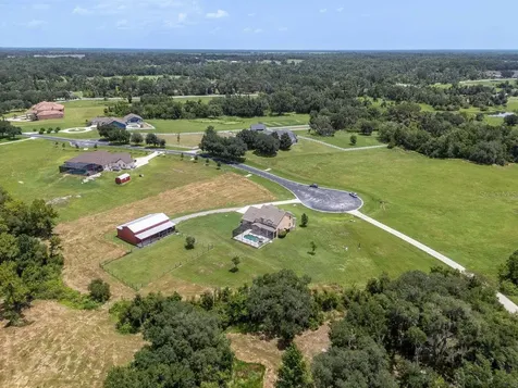 8703 Alafia Hills Drive Plant City FL 33567