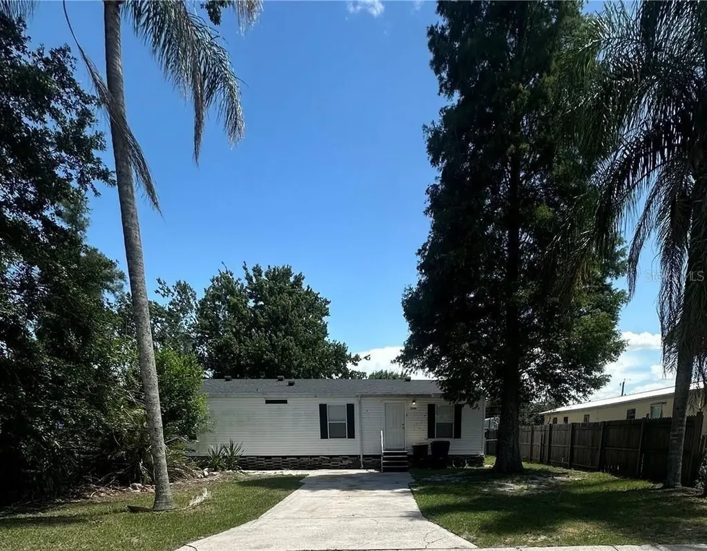 2594 Mcintosh Drive Lakeland FL 33815