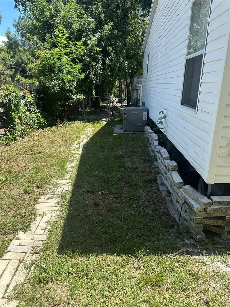 2594 Mcintosh Drive Lakeland FL 33815