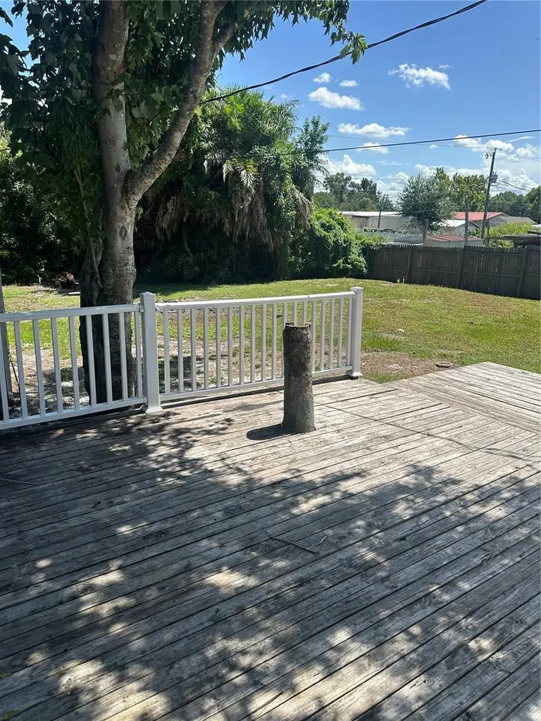 2594 Mcintosh Drive Lakeland FL 33815