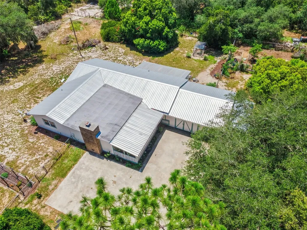 8681 Deer Run Drive Lake Wales FL 33898