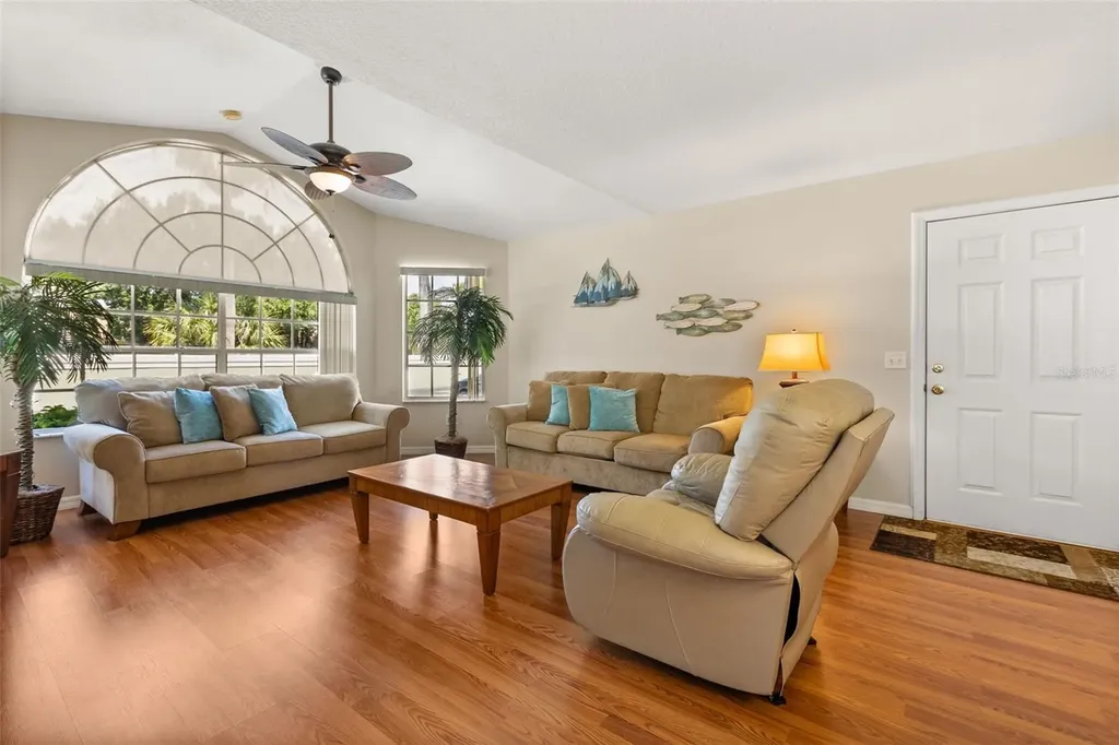 8707 Knightsbridge Court Kissimmee FL 34747