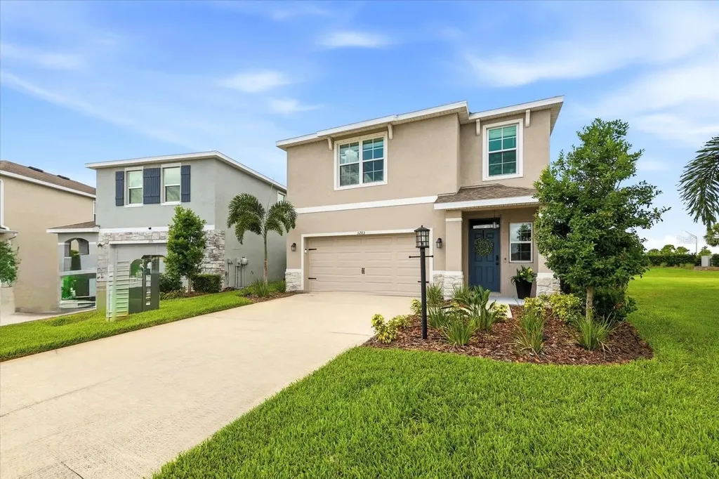 3283 Hilltop Circle Lakewood Ranch FL 34211