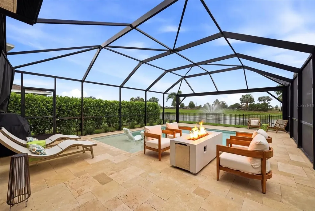 3283 Hilltop Circle Lakewood Ranch FL 34211
