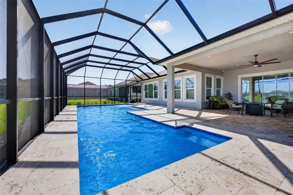 305 Aquamarine Way Daytona Beach FL 32124