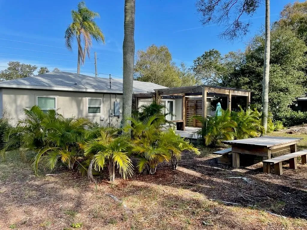 1277 Seminole Street Clearwater FL 33755
