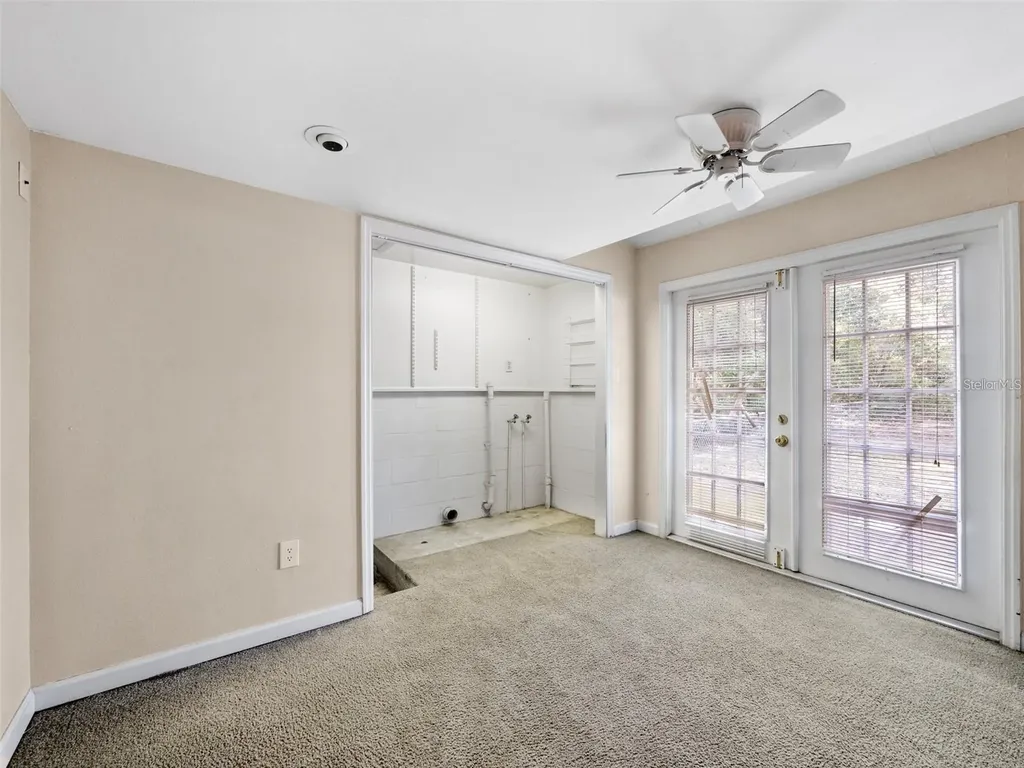 25519 Colmar Avenue Sorrento FL 32776