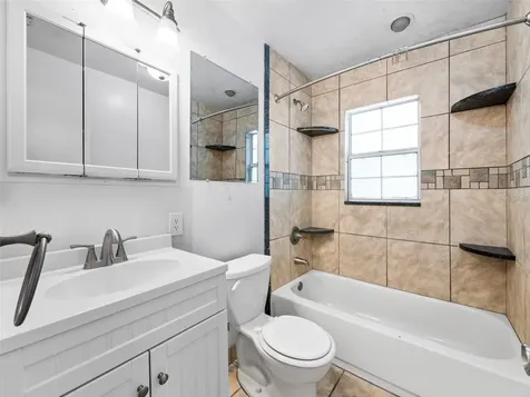 25519 Colmar Avenue Sorrento FL 32776