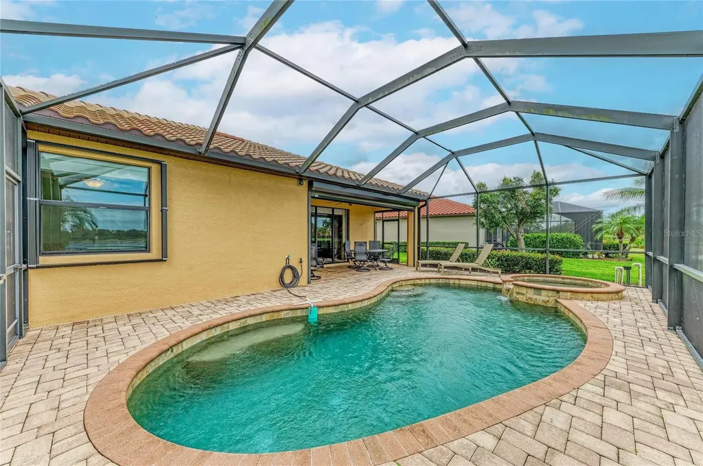 20211 Granlago Drive Venice FL 34293