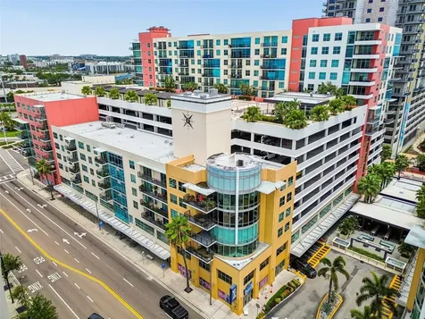 1120 E Kennedy Boulevard Tampa FL 33602
