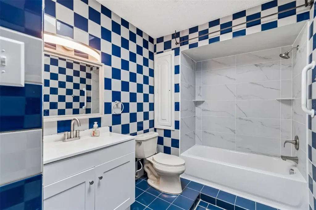 5712 20th Avenue S Tampa FL 33619