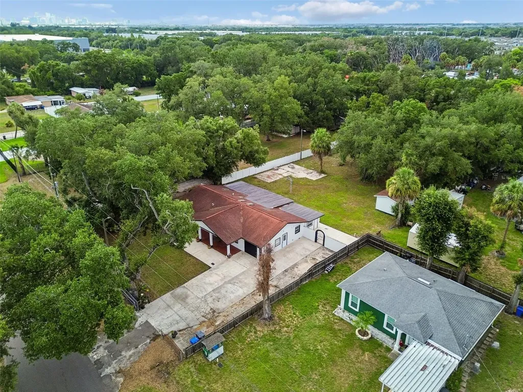 5712 20th Avenue S Tampa FL 33619