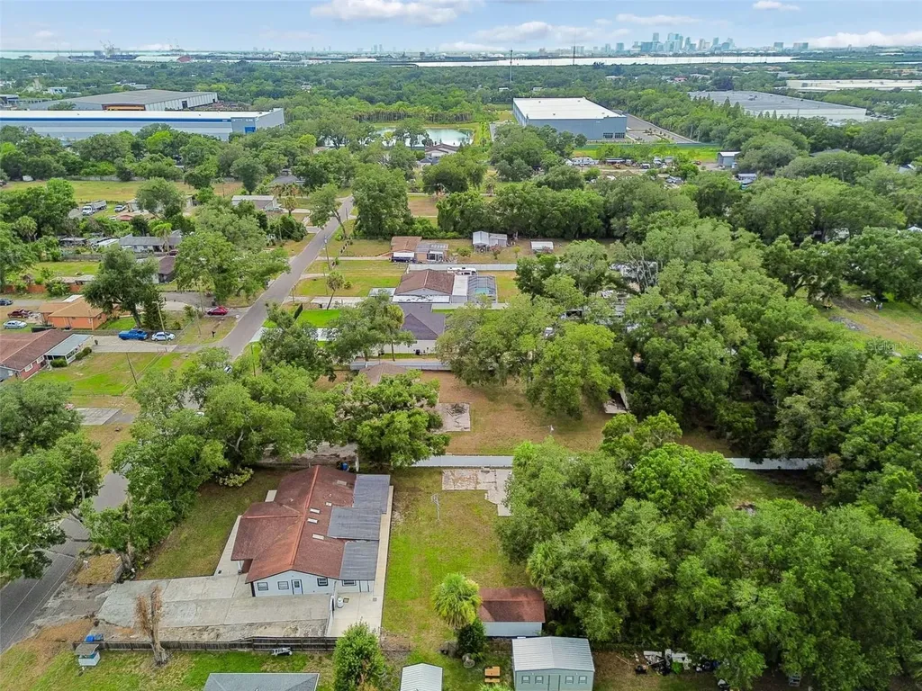 5712 20th Avenue S Tampa FL 33619